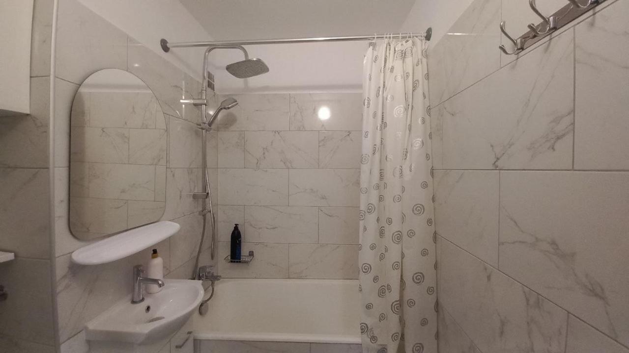 ורשה Apartrooms Wielunska מראה חיצוני תמונה
